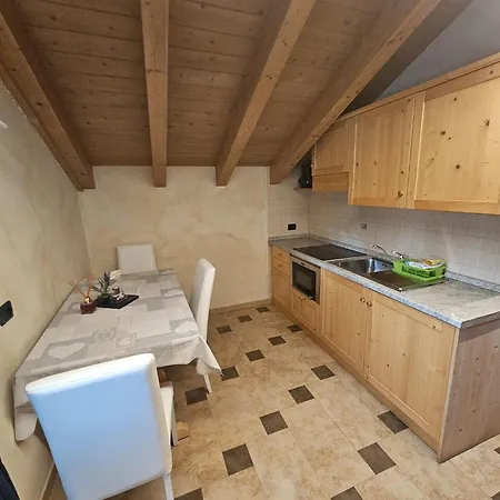 Li Daniela 아파트 리비뇨